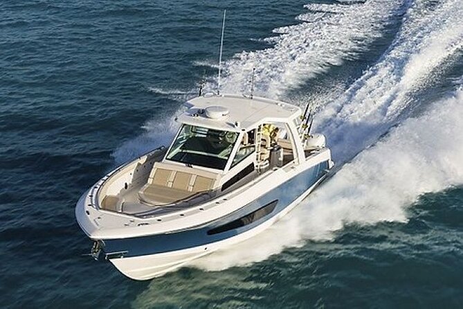 2-Hour Ma'alaea Humpback Whale Watching Cruise for up to 6 Guests - Small-Group Size: Why Up to 6 Changes the Feeling