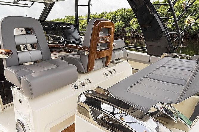 2-Hour Maalaea Luxury Powerboat Sunset Cruise for up to 6 Guests - Quick hits before you go