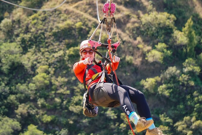 4 Dual-Zipline Mountain Adventure in Maui - A 4-line dual zip that mixes speed with real Maui views