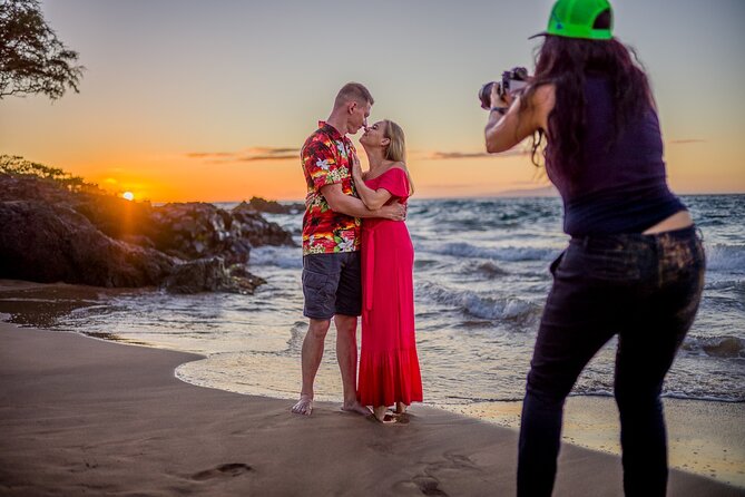 A Romantic Photoshoot for 2 in Maui - What Editing and Turnaround Usually Look Like