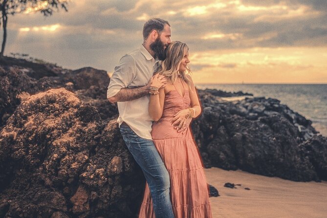 A Romantic Photoshoot for 2 in Maui - The 1-Hour Plan at Ulua Beach (Wailea-Makena)