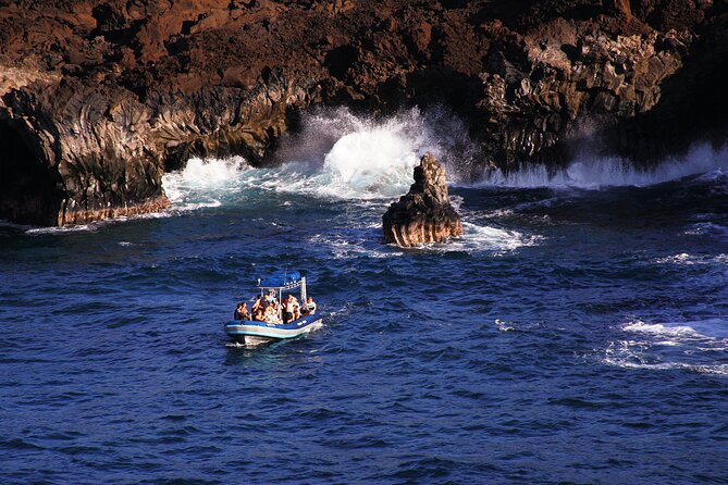 All-Inclusive 5.5 hr La Perouse Bay & Molokini Sea Cave Boat Tour - Kanaio Sea Caves: Lava Arches and the Kind of Geology You Can See