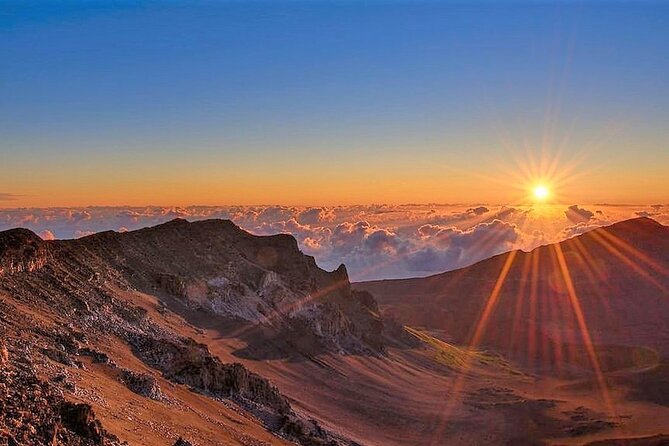 Classic Haleakala Sunrise Tour - Haleakalā Sunrise: why the altitude makes it feel special