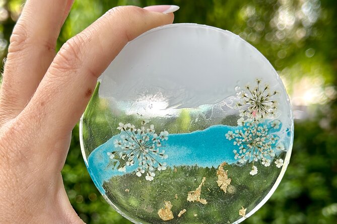 Epoxy Resin Art and Craft Coaster Set Experience - Paia stop: a short Maui-feeling reset before you start creating