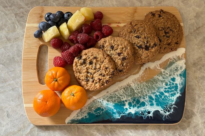 Epoxy Resin Cheese Board Art Class - What you actually get: resin cheese board plus charcuterie and chopping boards