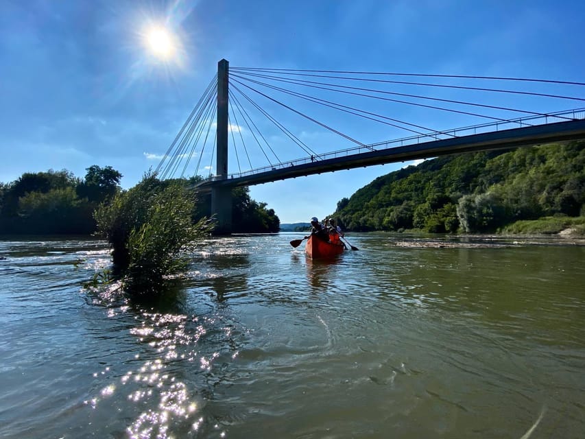 Fantastic canoe circuit - The pleasure-boat lock and canoe stairs: the fun engineering parts