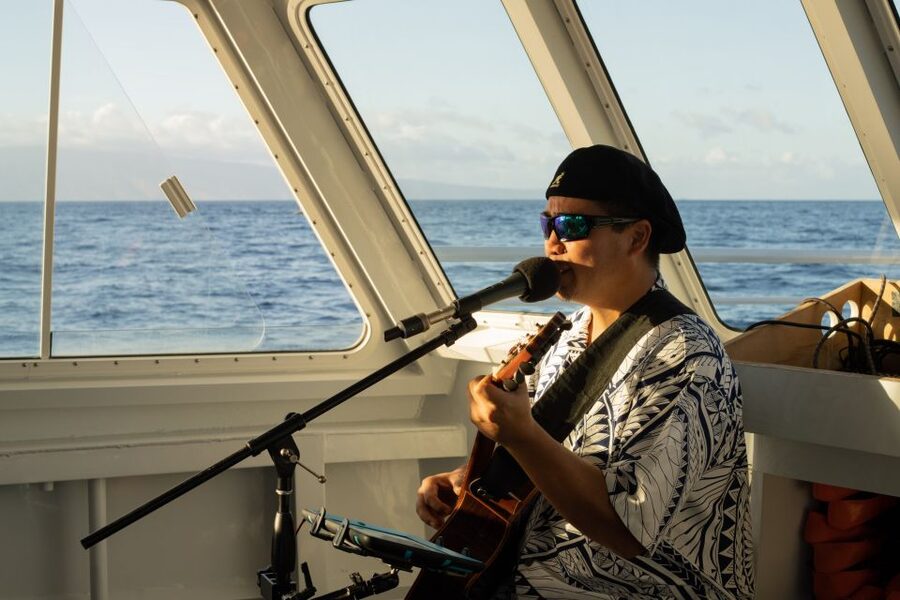 From Ma'alaea: Sunset Dinner Cruise Aboard the Quicksilver - Leaving Ma’alaea Bay: drinks, music, and the vibe shift toward sunset
