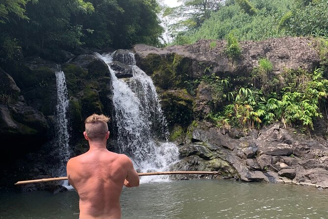 Full-Day Road to Hana and Waterfall Tour - Stop 3: Red Sand Beach (Kaihalulu) for the Blue-Water Photo Effect