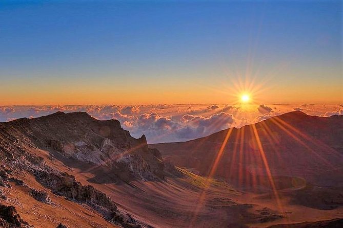Haleakala Classic Vehicle Sunrise Tour with Breakfast - Haleakala summit: sunrise viewing plus the lead-in you’ll want