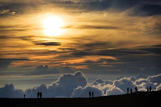 Haleakala Maui Sunset Twilight Tour with Dinner - The Lahaina-to-Haleakalā Ride: Smooth Coach, But Know the Rules