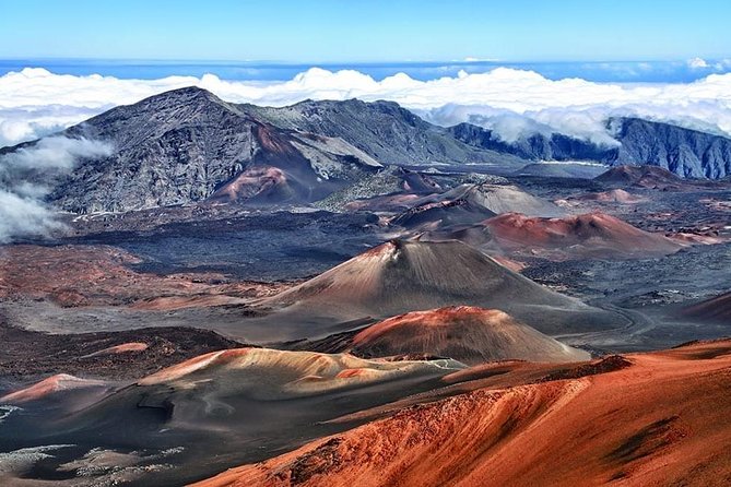 Haleakala Maui Sunset Twilight Tour with Dinner - Haleakalā Visitor Center at 7,000 Feet: Where the Weather Sets the Tone