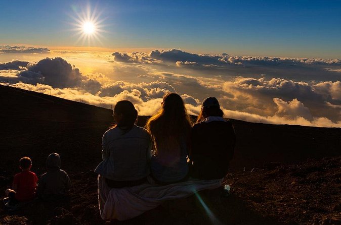 Haleakala's Best Sunset Tour with Dinner - Guides can make or break a Haleakala tour
