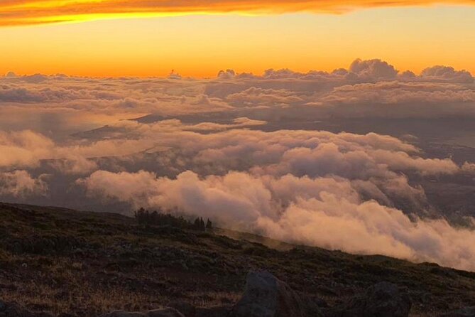 Haleakala Sunset Open Air Jeep Private Tour - Sunset at the summit: how to make the most of the light