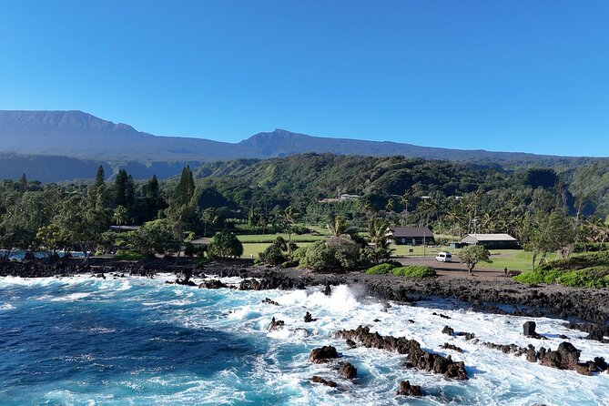 Halfway Road to Hana - Small Group — Taste of Hana & Waterfalls - Timing and pickup: how the day is built around a 7:00am start
