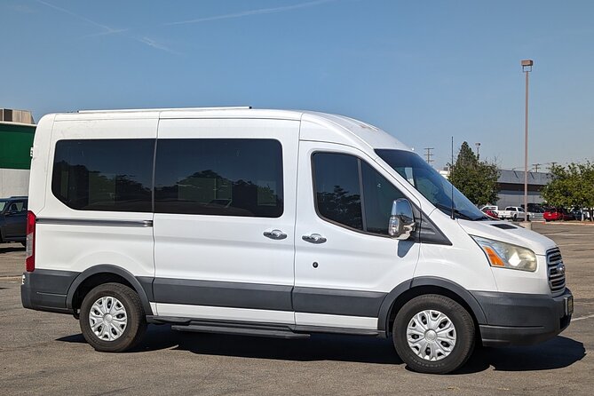 Kahului OGG Airport and Kihei Wailea Hotels Private Transfer - Pickup setup: where the driver waits and how you find them fast