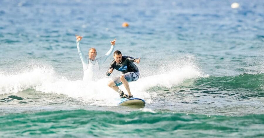 Lahaina: Group Surf Lessons for Beginners - The mementos you get: diploma and sticker