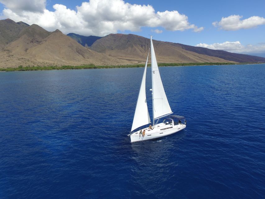 Lahaina: Private Sunset Sailing Trip & West Maui Mountains - Onboard comfort: what’s included and what to bring