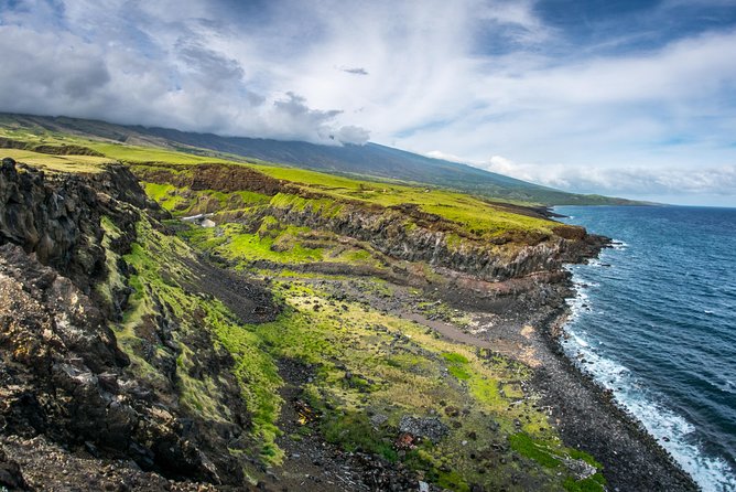 Maui Adventure Bundle: 6 Epic Audio Driving Tours, Including Road to Hana - West Maui from the aquarium to Iao Valley: Day 6 coast-hopping without stress