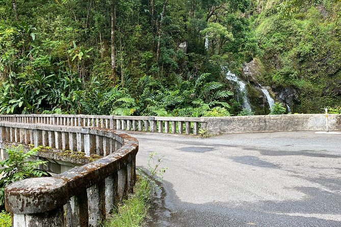 Maui by Storm: Epic Private Luxury Road to Hana Adventure Tour - Hana’s side roads: Oheo Gulch views and the 7 Sacred Pools