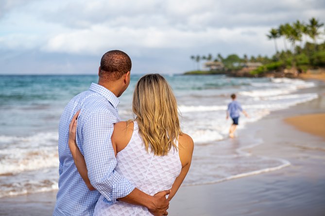 Maui Family and Couple Beach Photo Session - How the Photographer Keeps Families and Couples Moving