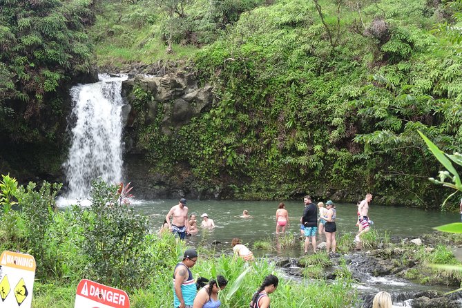 Maui: Famous Road to Hana Waterfalls and Lunch by Mercedes Van - Ke‘anae Point and Aunty Sandy’s Banana Bread stop the day in a good way