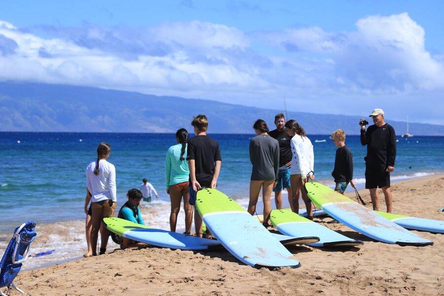 Maui: Group Surf Lesson - The Gear Is Included for a Reason (And It Saves You Headaches)
