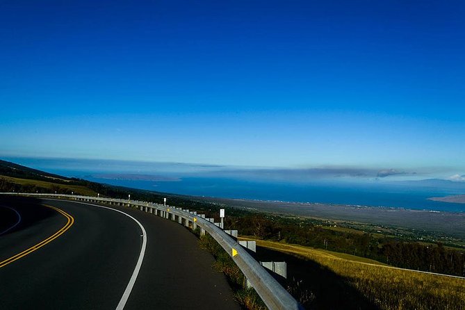 Maui Haleakala Self Paced Downhill Bike Tour with Mountain Riders - Makawao and Paia: Where the Day Gets Human (and Snack Worthy)