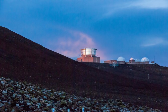Maui: Haleakala Sunrise Spectacular with Local Breakfast - Guides: who helps the experience click