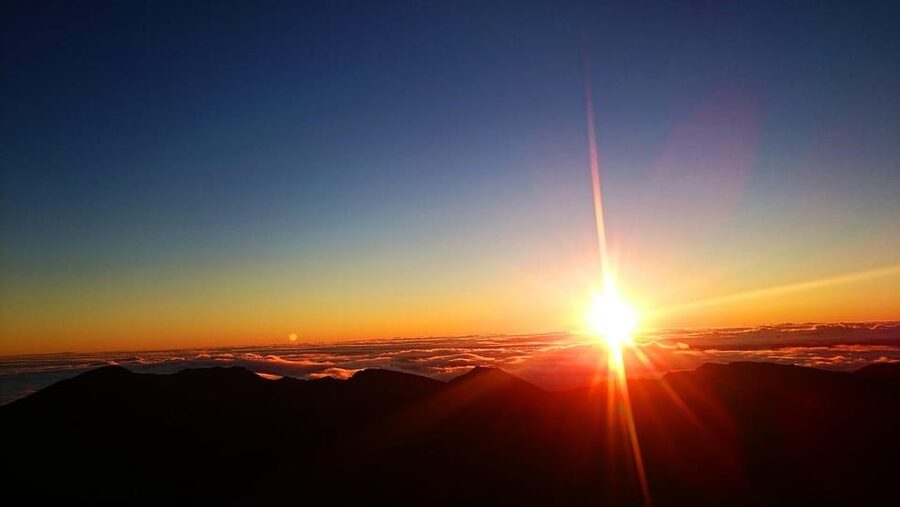 Maui: Haleakala Sunrise Tour with Pick-up - Pickup and comfort on the way up