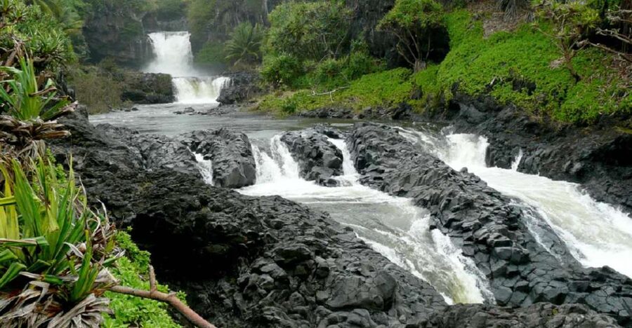 Maui: Hana Hiking Tour with Lunch - Lunch on the trail: snacks, picnic lunch, and how it shapes the pace