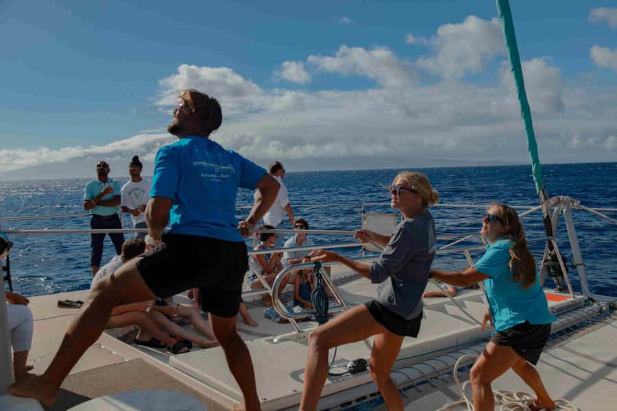 Maui: Ka'anapali Discount Whale Watch - Beach Loading Vessel - Comfort, Safety, and Seasickness: Know Who This Tour Fits