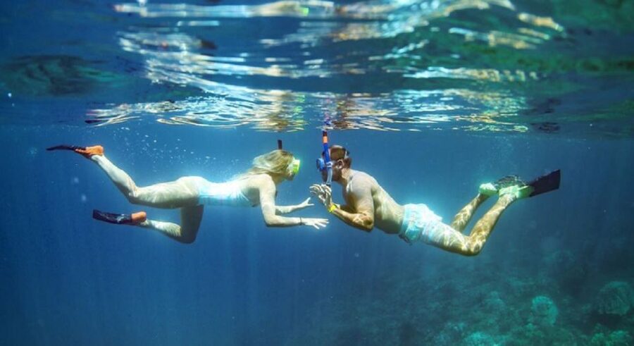 Maui: Kaanapali Beach 4-hour Snorkel w/ BBQ Lunch & Open Bar - BBQ lunch and open bar: what’s included, and what it’s like onboard
