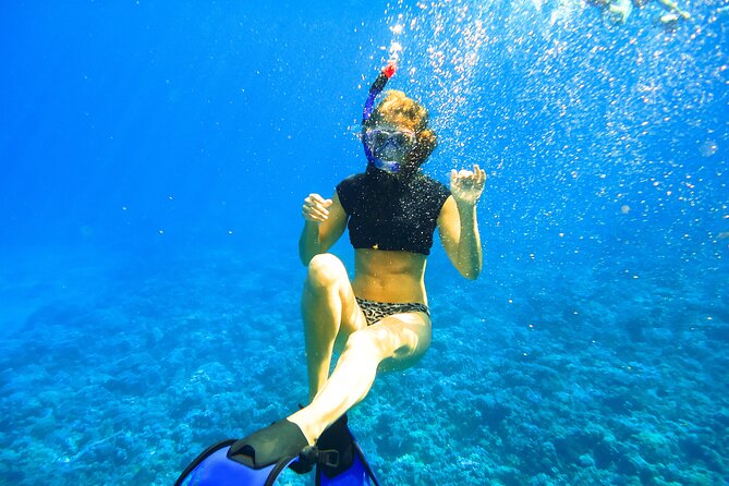 Maui: Molokini & Turtle Town Snorkel & Waterslide Adventure - Breakfast, lunch, and why food on a boat is more than a perk