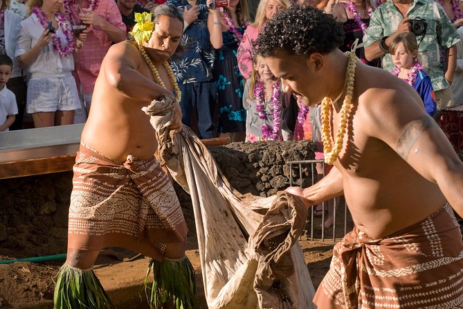 Maui Nui Luau at the Sheraton Maui Resort & Spa - The buffet: what you’re really paying for (and how to eat well)