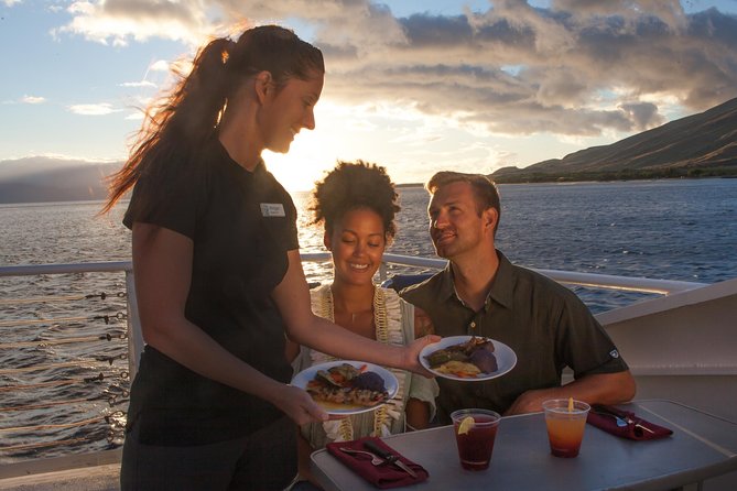 Maui Premium Dinner Cruise: Four Course Dining Experience - The view route: Molokini to the south, Lanai and Kaho’olawe to the left