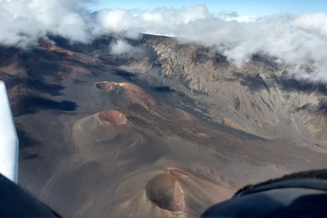 Maui-PRIVATE-Air Tour: Volcano Lava & Jungle Waterfalls (2-5 Max) - Key highlights at a glance