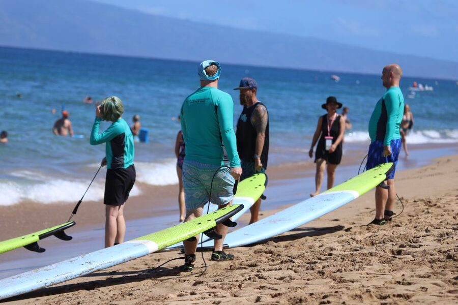 Maui: Private Surf Lesson - Your 90 minutes: briefing, paddling out, catching waves, repeating