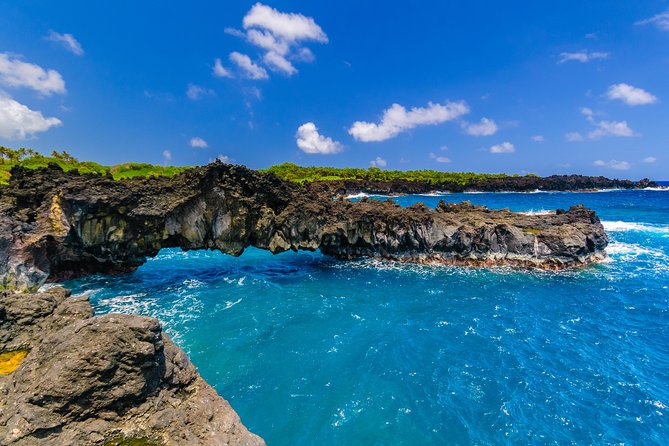 Maui "Reverse" Road To Hana Audio Driving Tour - Charles Lindbergh’s Grave: An Unexpected Pause That Works