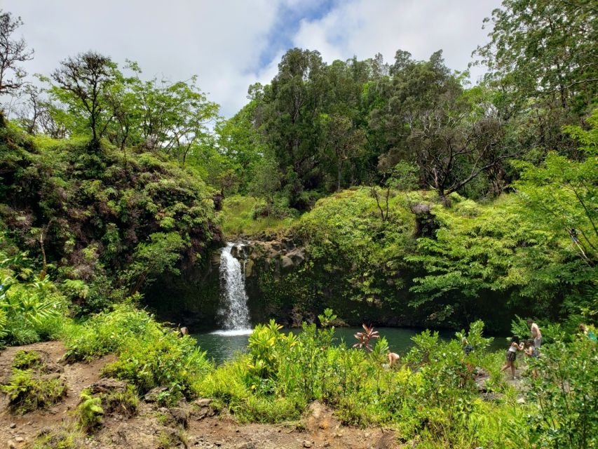 Maui: Road to Hana Adventure with Breakfast & Lunch - Why this Road to Hana day feels easier than driving yourself