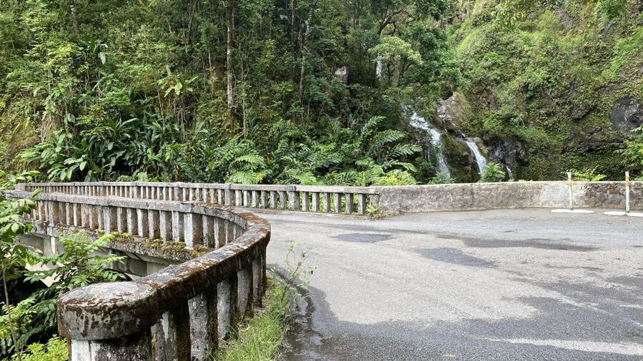 Maui: Road to Hana Private Adventure Tour with Luxury SUV - Haleakalā area pools and the Wailua Falls timing question