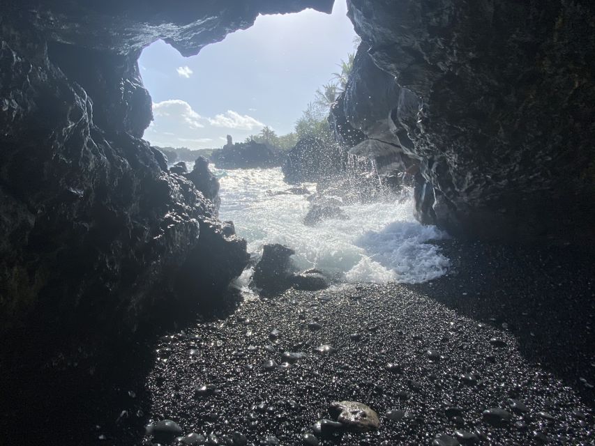 Maui: Road to Hana Private Adventure Tour with Luxury SUV - Auntie Virgie’s botanical farm and Hana Town’s slower vibe