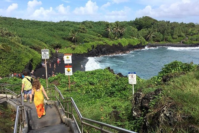 Maui Tour : Road to Hana Day Trip from Kahului Lunch, Water, Chip - Comfort and logistics: the small-van advantage