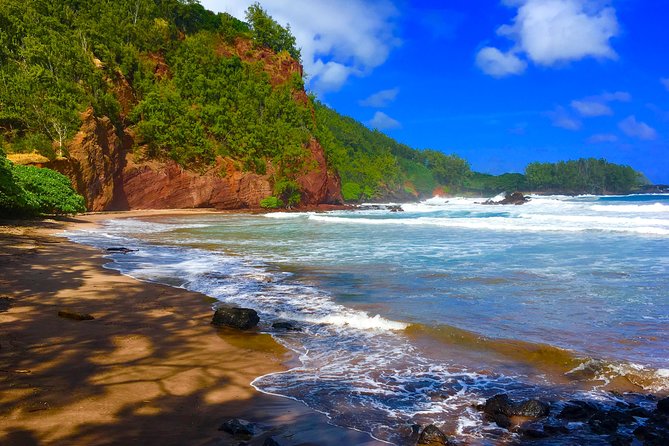 PRIVATE Road to Hana Tour - Road to Hana, minus the white-knuckle part