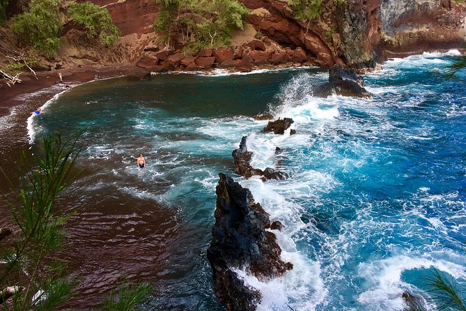 PRIVATE Road to Hana Tour - Ke‘anae Point: old Hawai‘i, taro fields, and a Jurassic Park filming rock