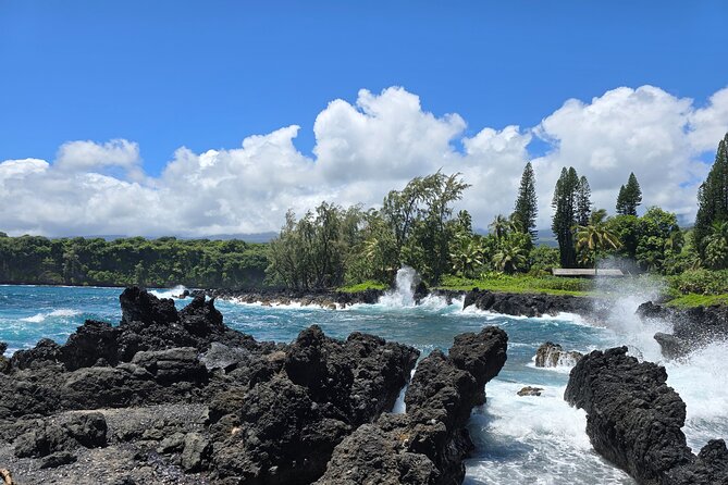 Private Road to Hana Tour with Pickup - Wailua Valley State Wayside Park and Puaa Kaa: Views Plus Swim Time