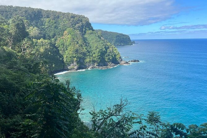 Road To Hana Black Sand Beach Waterfalls & Turtles Tour - Wai’anapanapa State Park: Black Sand Beach time and the “what you really see” reality