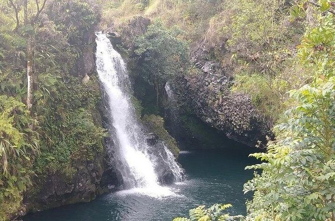 Road To Hana: Maui Waterfall Hiking Tour in Private Jeep - What to Pack for a Hana Day With Water and Walking