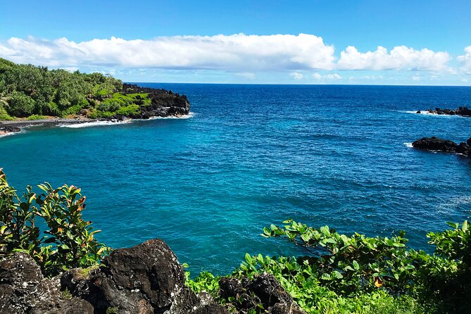 Road to Hana Private Jungle Tour with Lahaina Side pick up - Hana town lunch break: how to eat without wasting time
