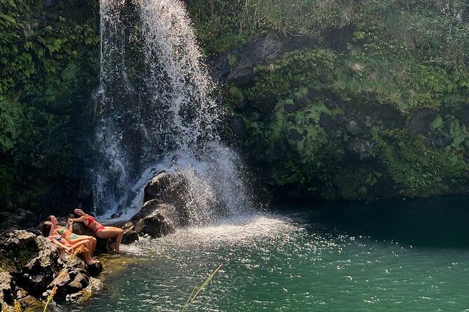 Road to Hana Small-Group, Waterfalls, Black Sand Beach & Pickup - Quick Hits Before You Go