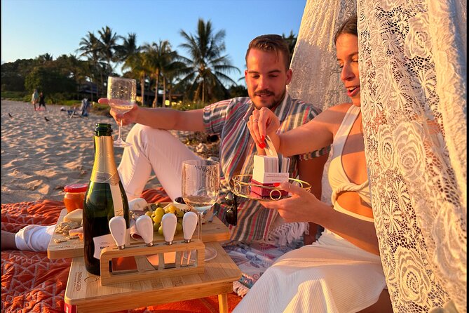 Romantic Sunset Picnic at Pristine Beach with Photo & Video - Meeting Point in Kihei: Keeping the Evening Stress-Free
